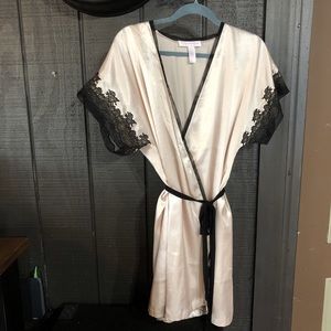 OSCAR DE LA RENTA ROBE